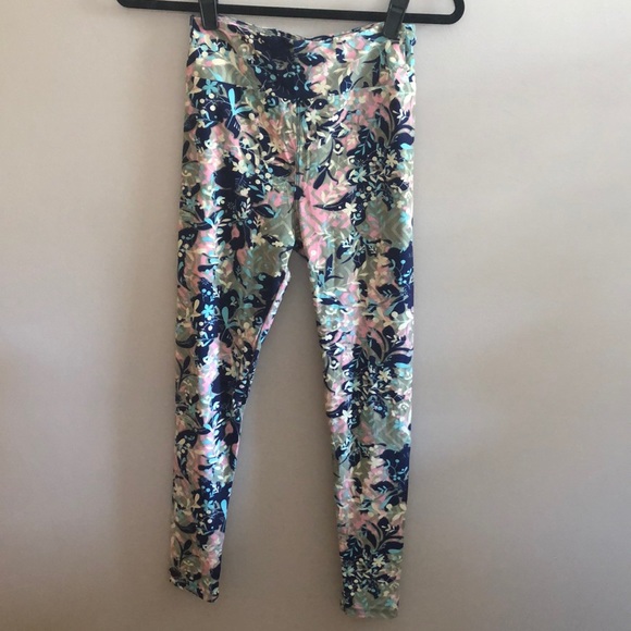 LuLaRoe Pants - NWOT LulaRoe Leggings
